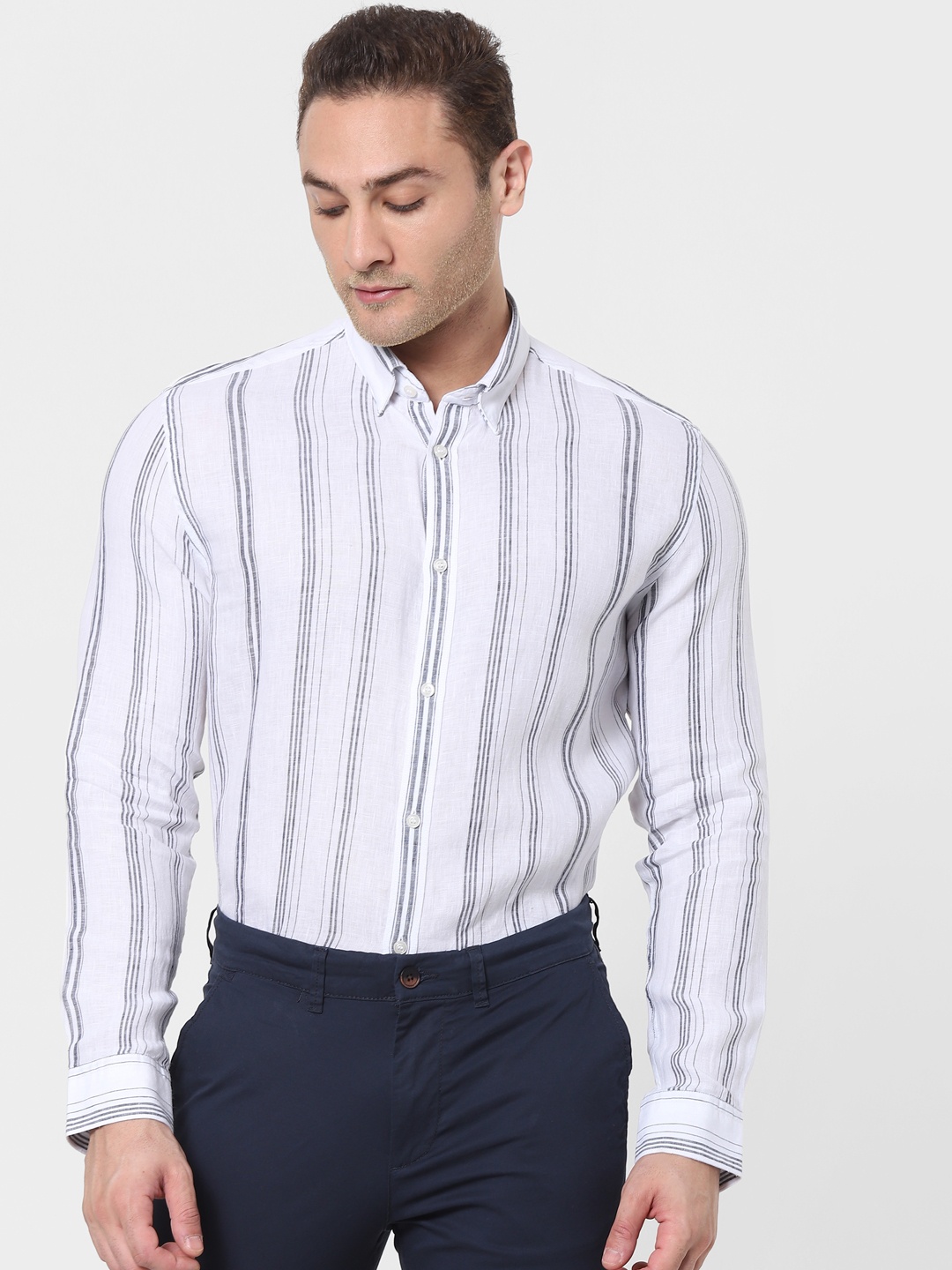 

SELECTED Men White & Charcoal Grey Striped Linen Casual Shirt