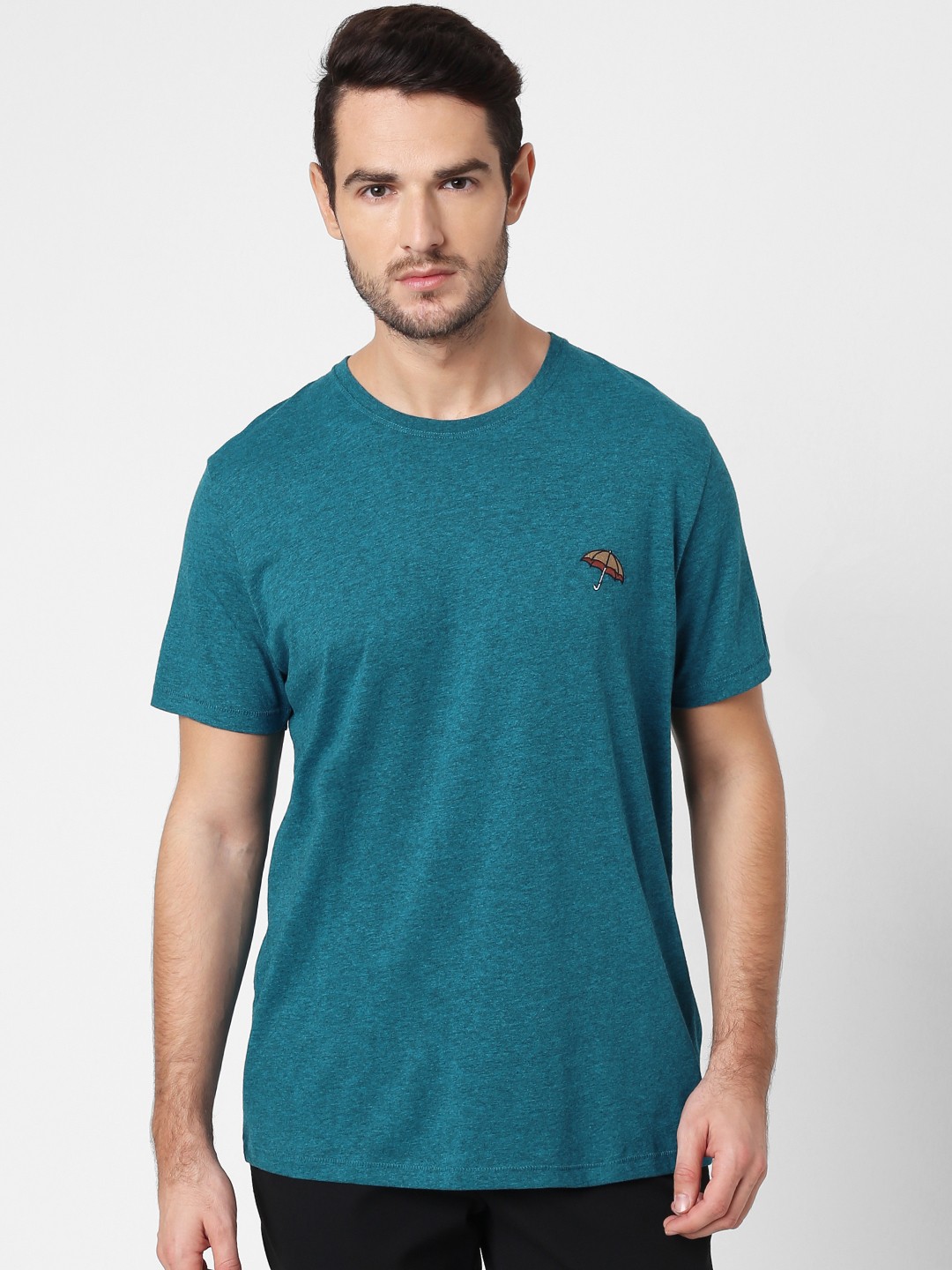 

SELECTED Men Blue Solid Round Neck T-shirt with Embroidered Detail