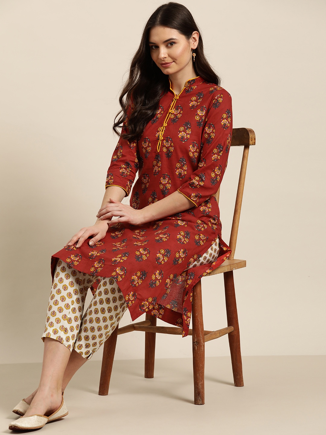 

Sangria Women Red & Off-White Pure Cotton Printed Kurta with Trousers