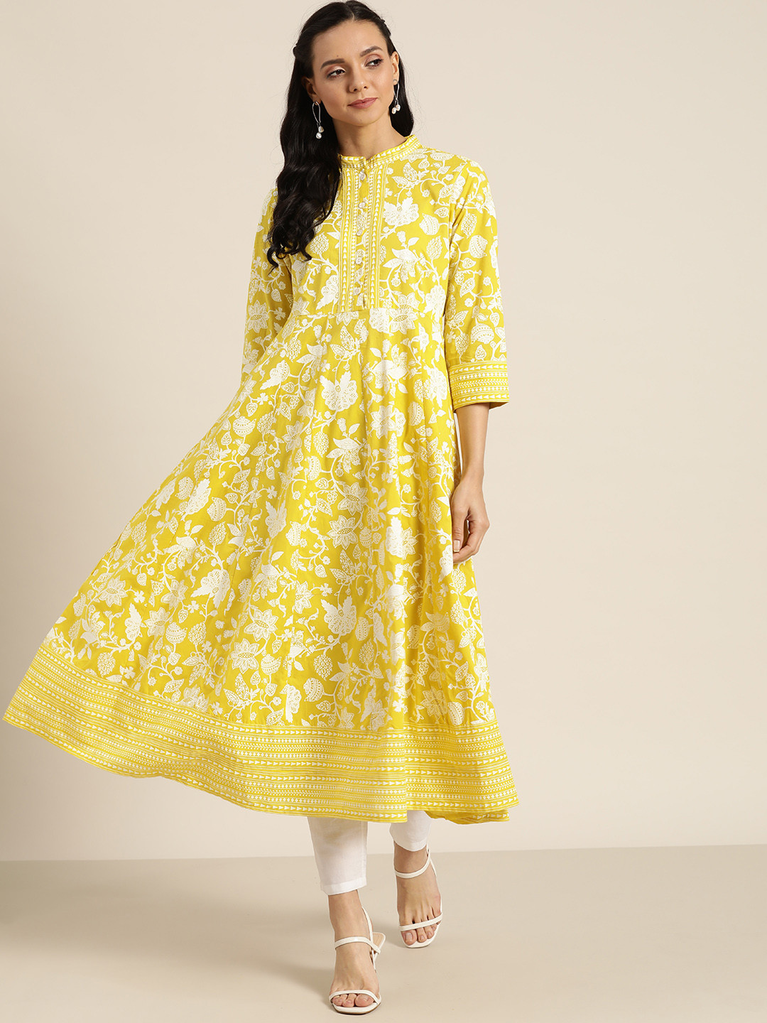 

Sangria Women Yellow & White Ethnic Motifs Print Pure Cotton Anarkali Kurta