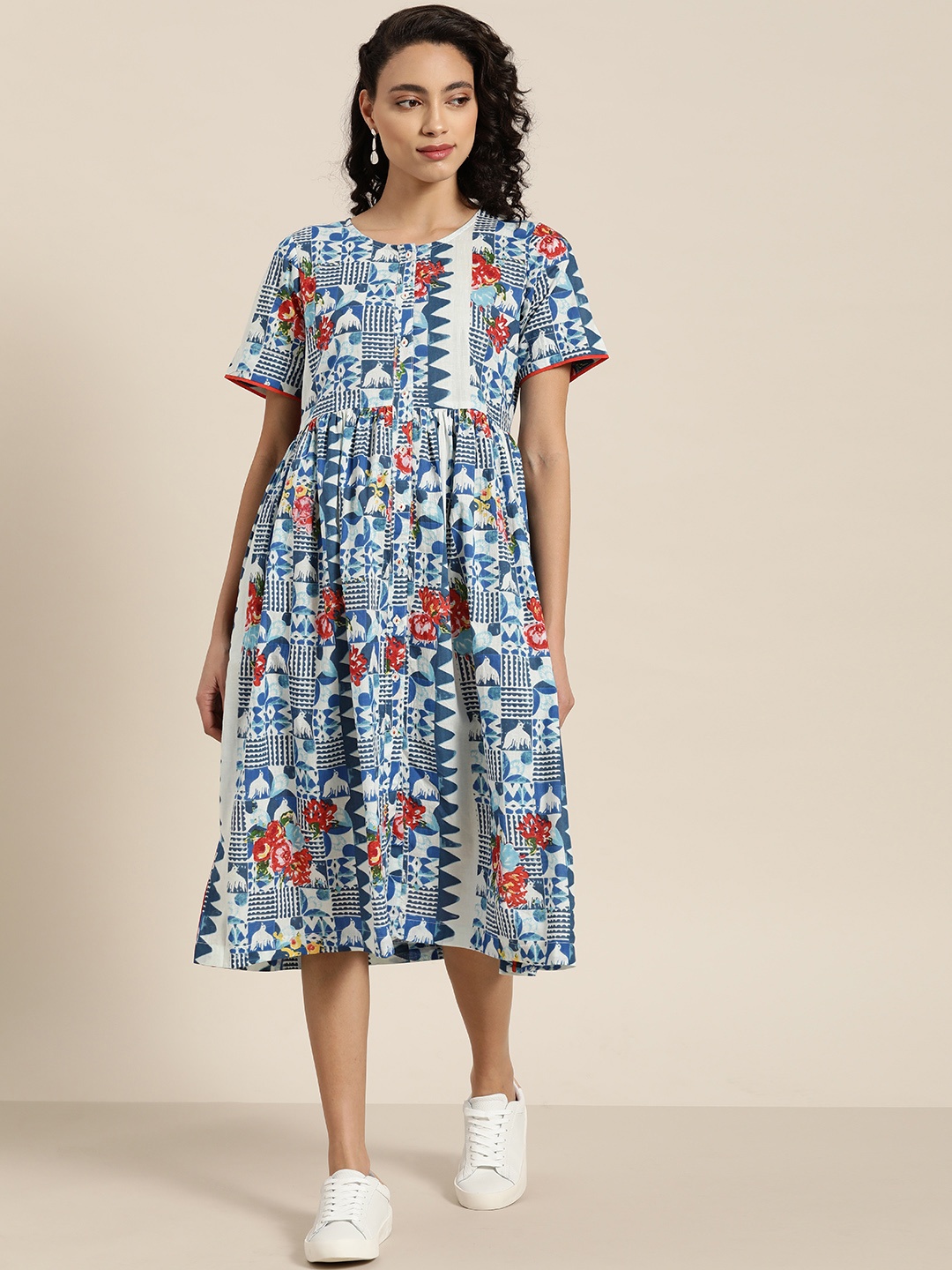 

Sangria Women White & Blue Pure Cotton Printed A-Line Dress