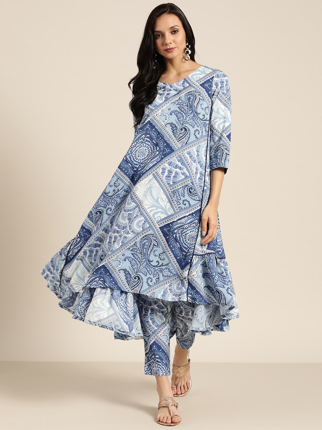 

Sangria Women White & Blue Printed A-Line Kurta with Trousers