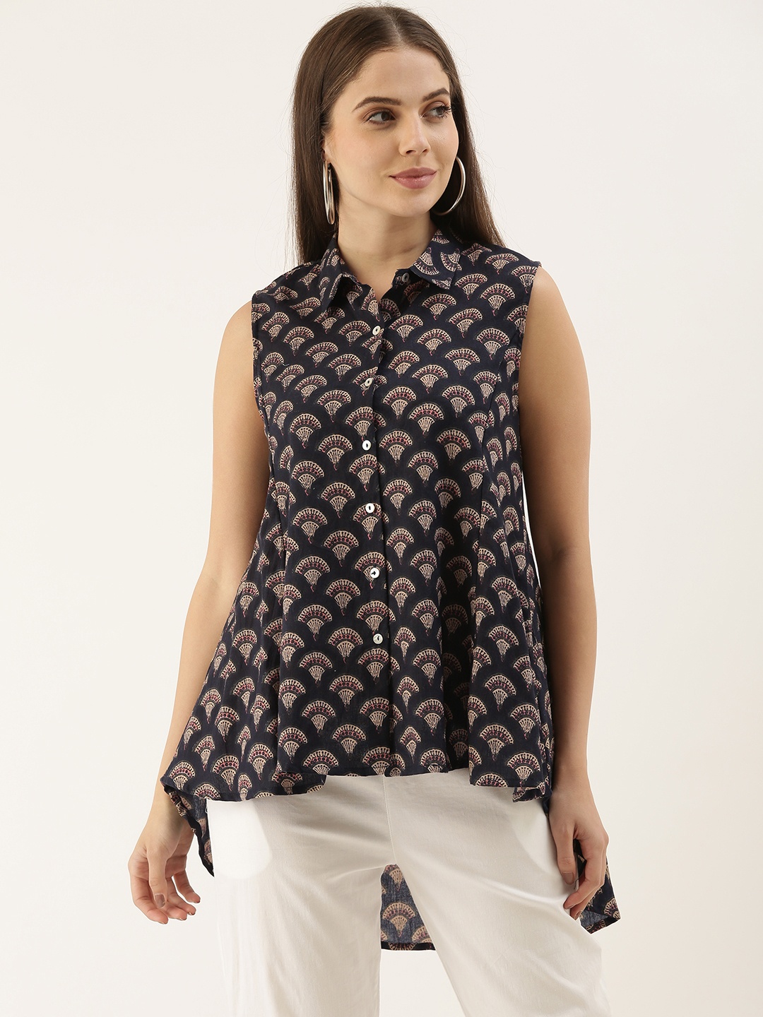 

Sangria Women Navy Blue & Cream-Coloured High-Low Top