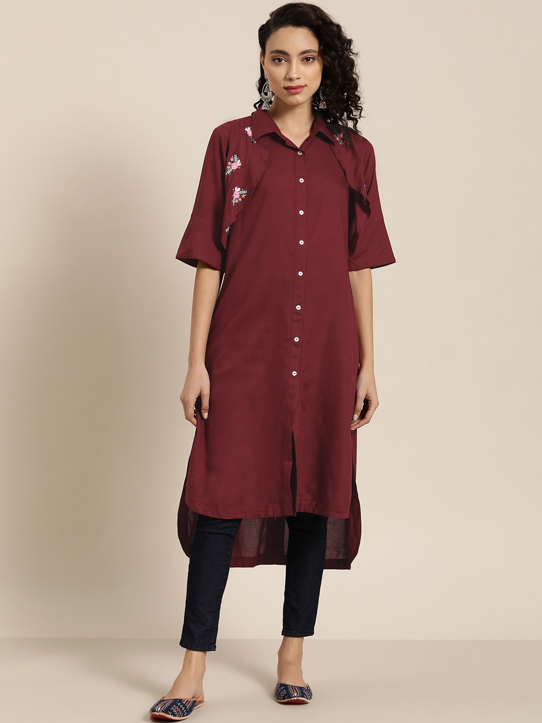 

Sangria Women Maroon Solid Embroidered Detailed High-Low Straight Kurta