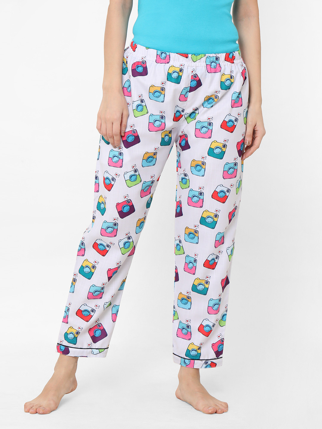 

FashionRack Women White & Blue Printed Lounge Pants