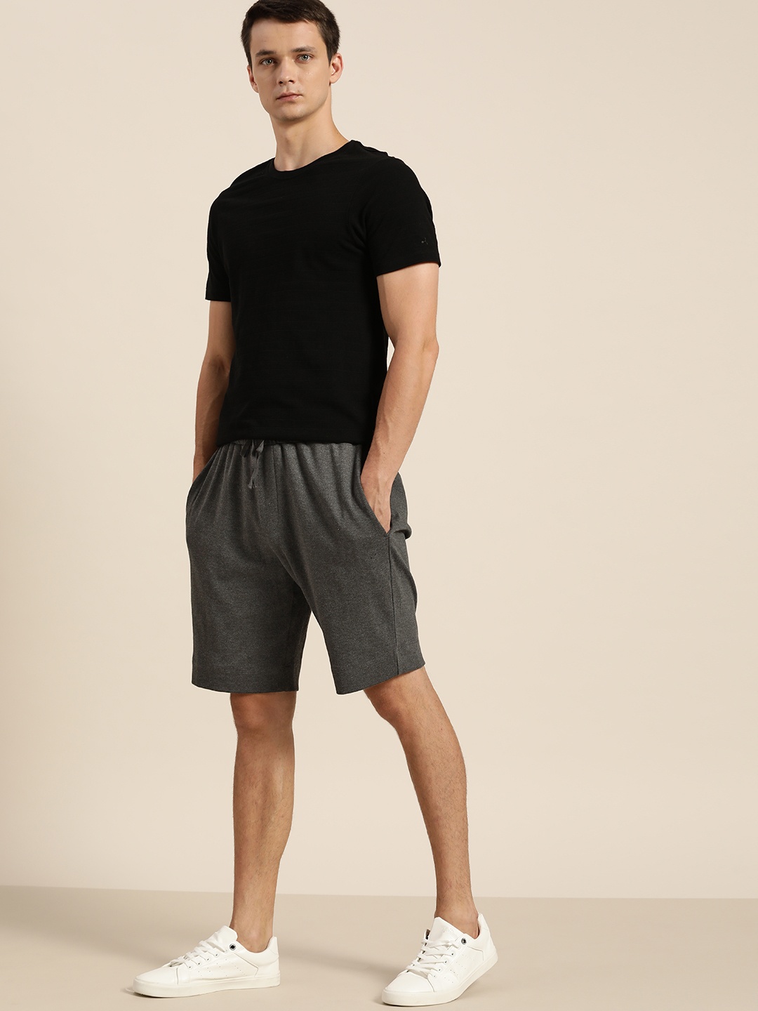 

ether Men Charcoal Grey Solid Regular Shorts