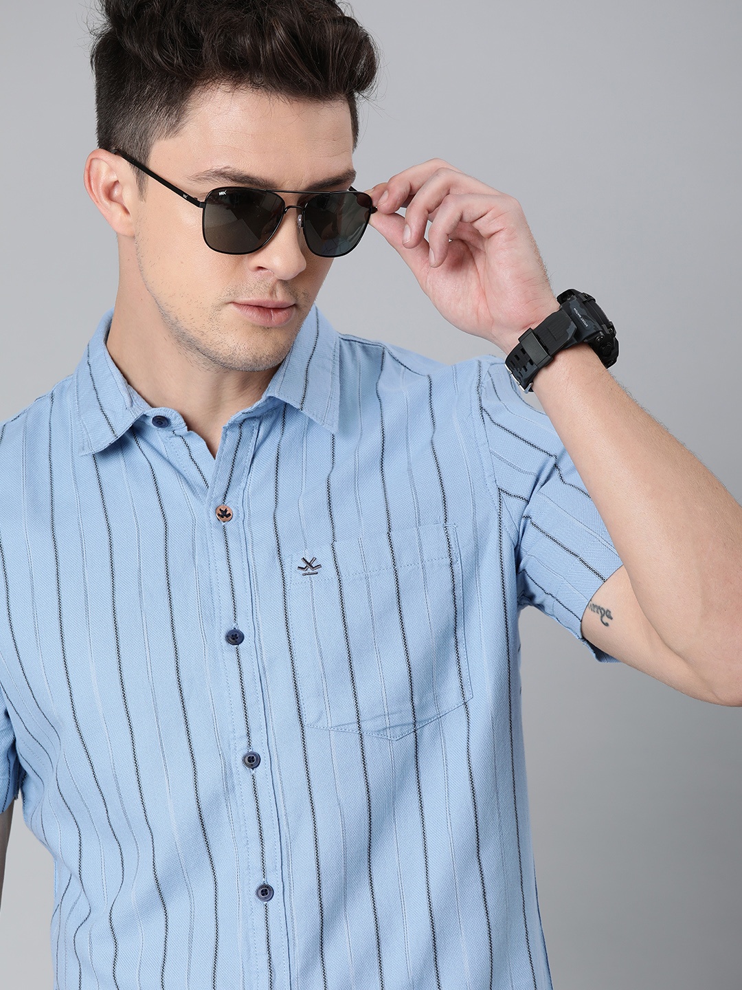 

WROGN Men Blue Slim Fit Striped Casual Shirt