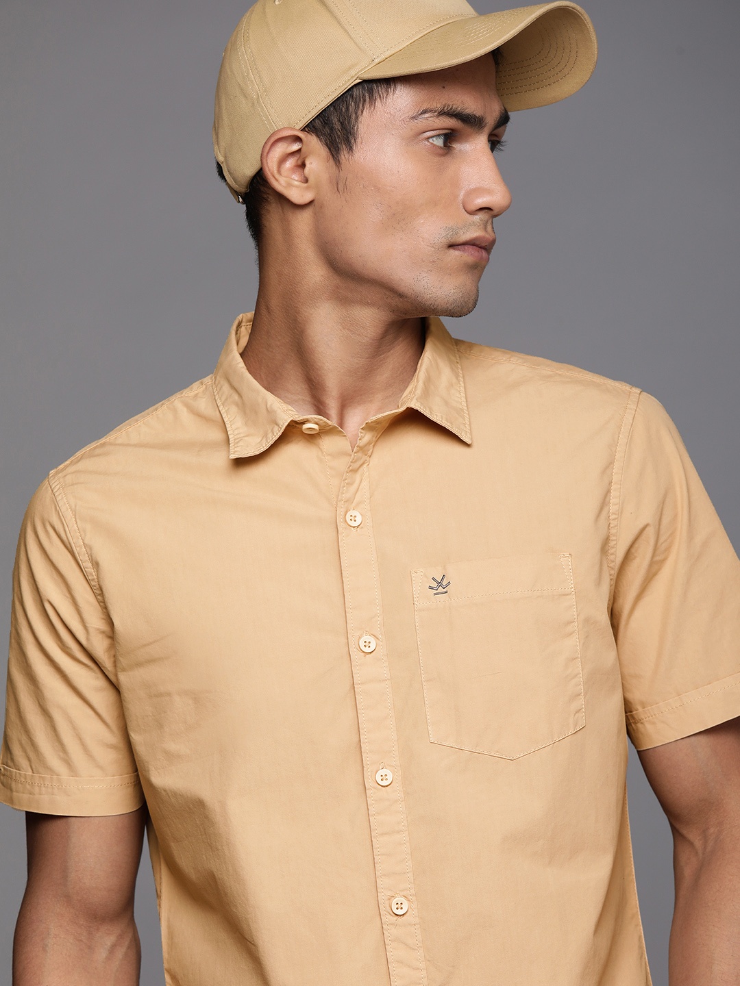 

WROGN Men Beige Slim Fit Casual Shirt