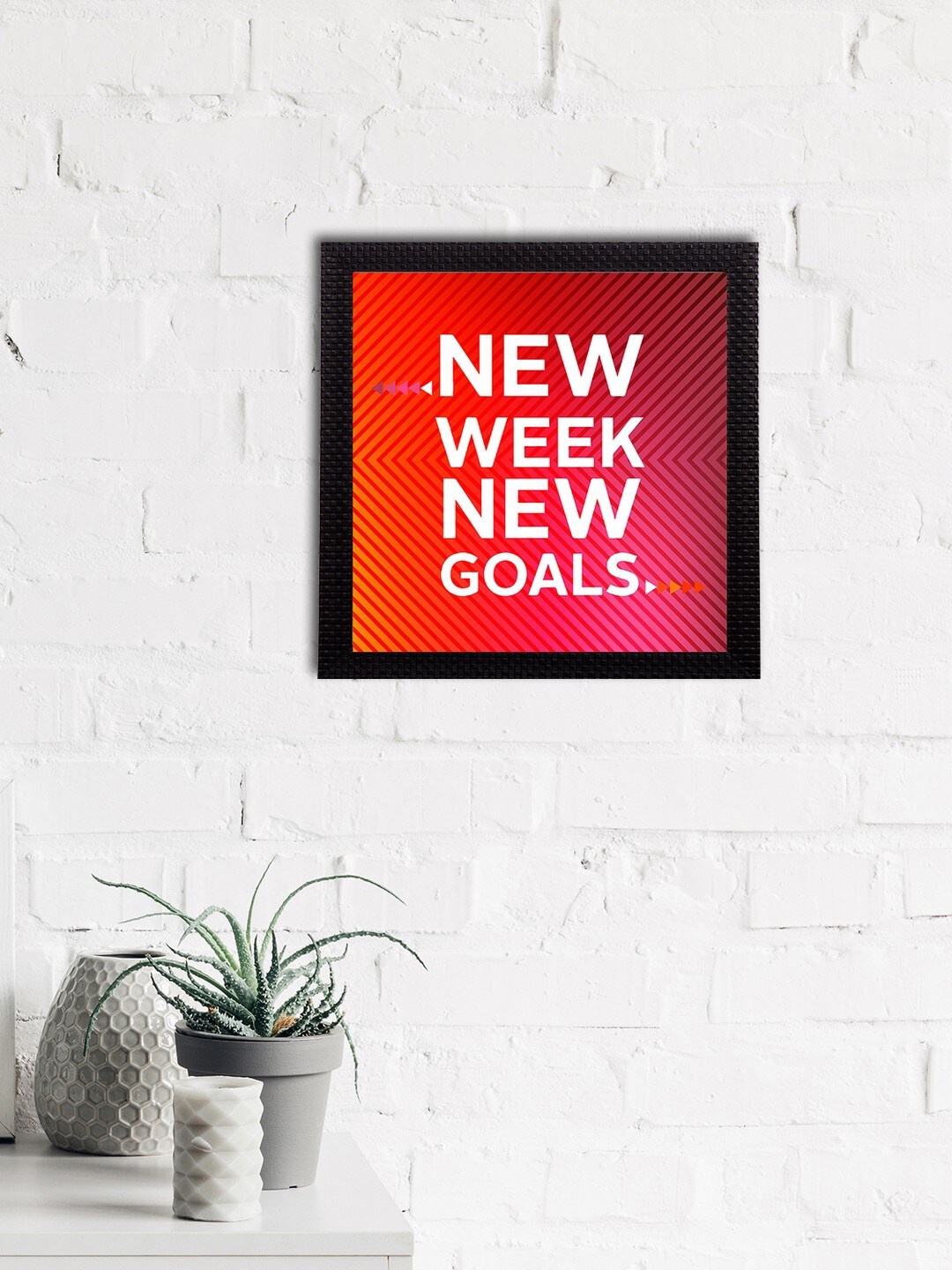 

eCraftIndia Red & White New Week New Goals Wall Art