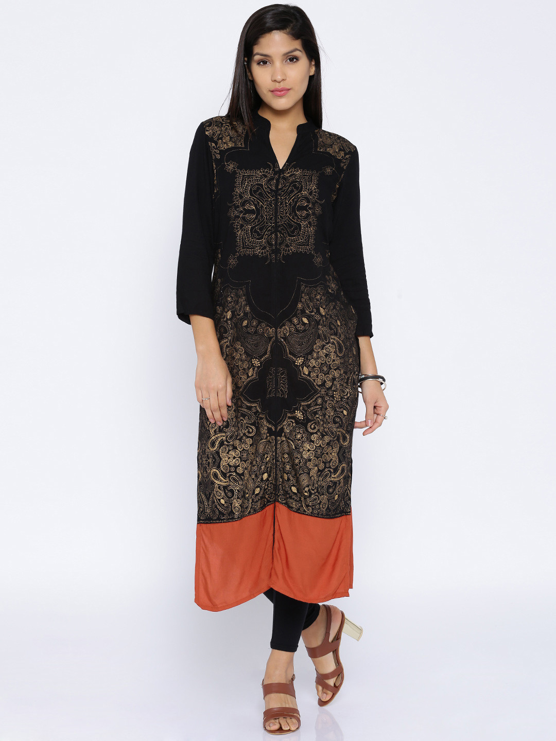 

Vishudh Black Printed Kurta