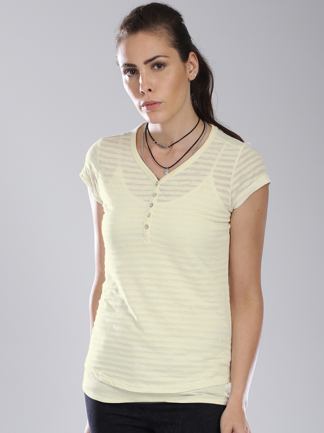 

Levi's Cream-Coloured Striped Top