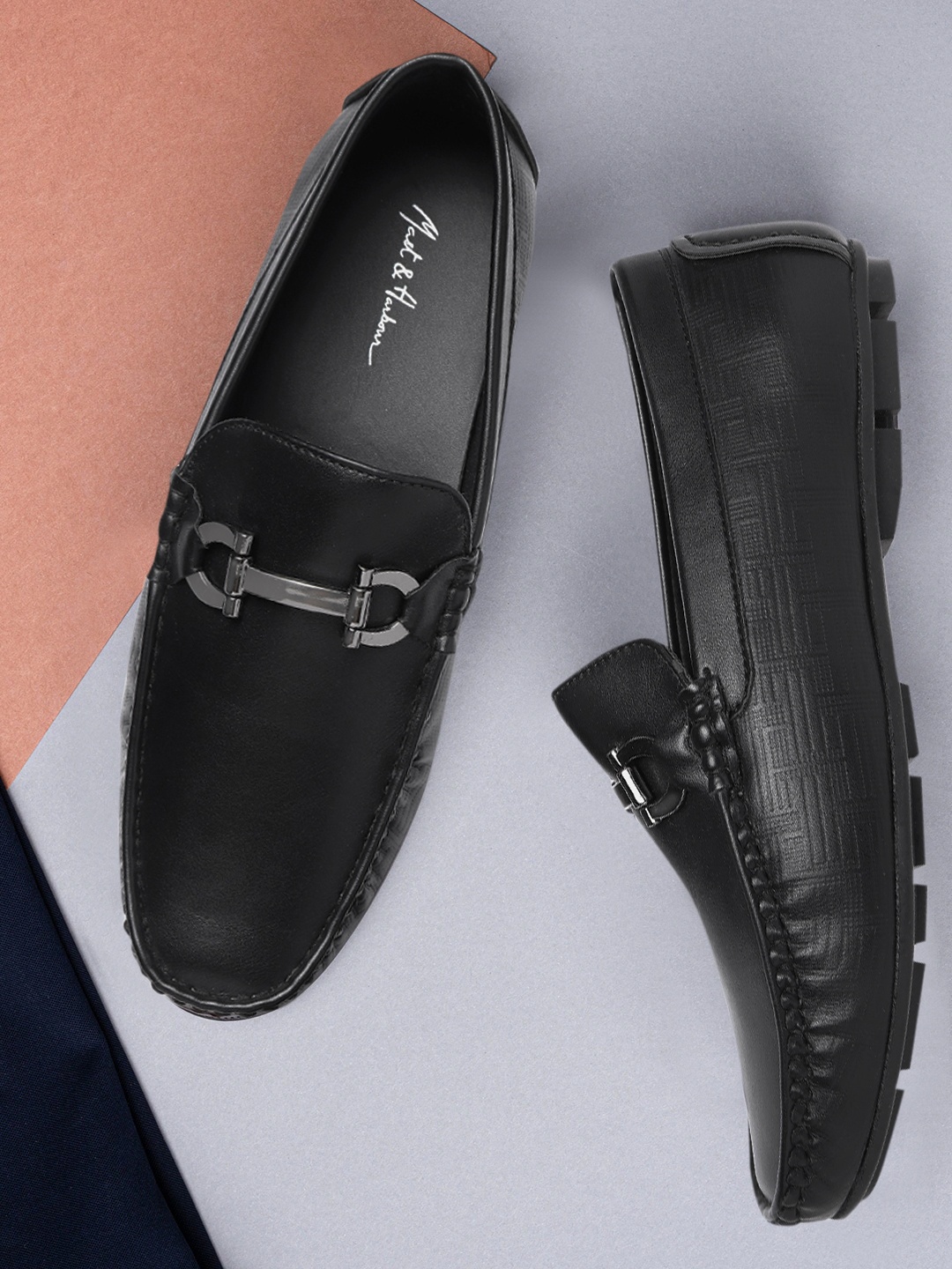 

Mast & Harbour Men Black Textured Detail Horsebit Loafers