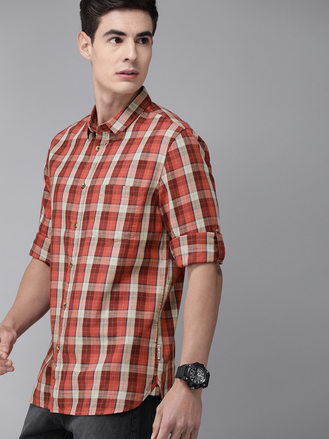 

French Connection Men Maroon & White Slim Fit Checked Casual Shirt