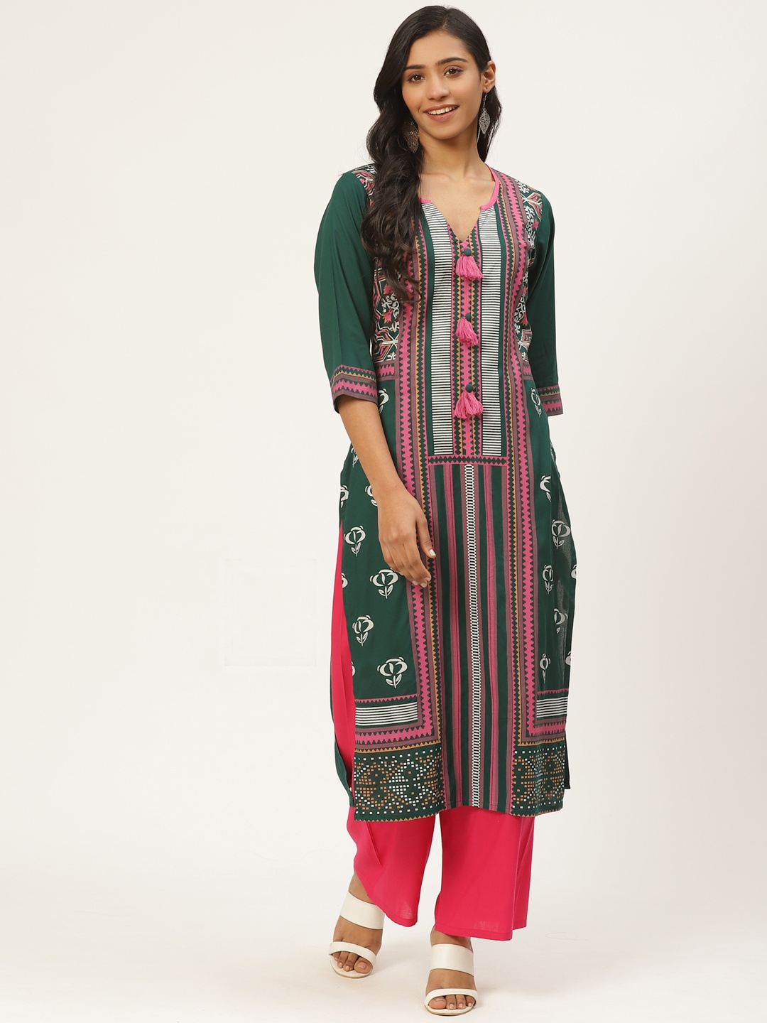 

Kurti's by Menka Women Green & Pink Geometric Print Straight Kurta with Tasselled Detail