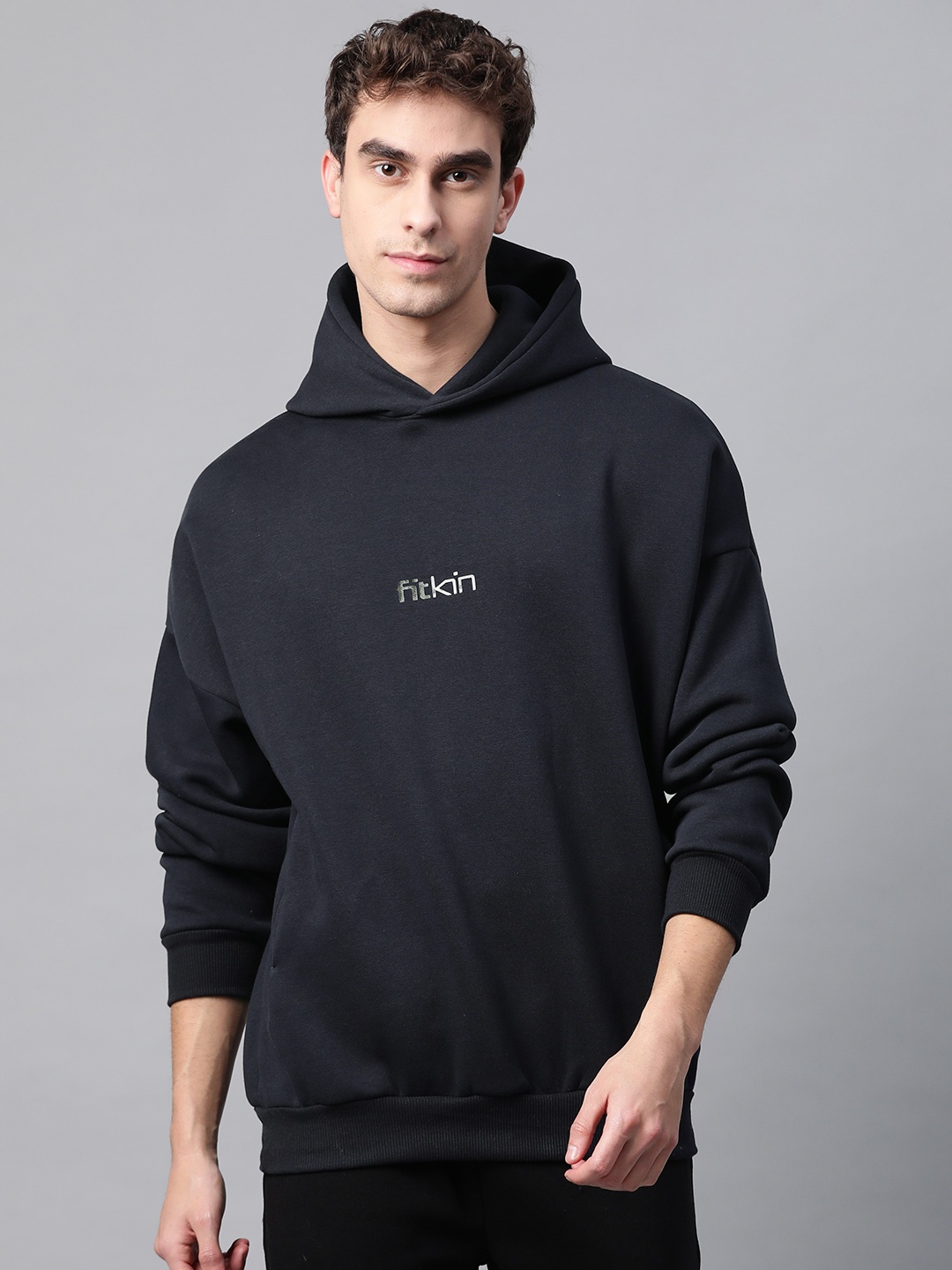 

Fitkin Men Navy Blue Solid Hooded Winter Sweatshirt With Brand Logo Print Detail