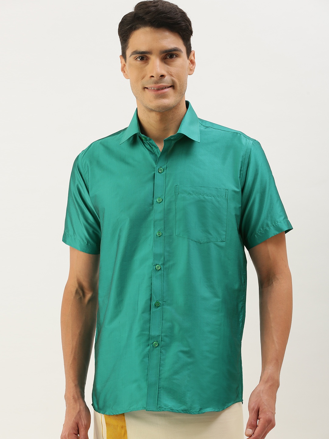 

THANGAMAGAN Men Green Solid Ethnic Shirt