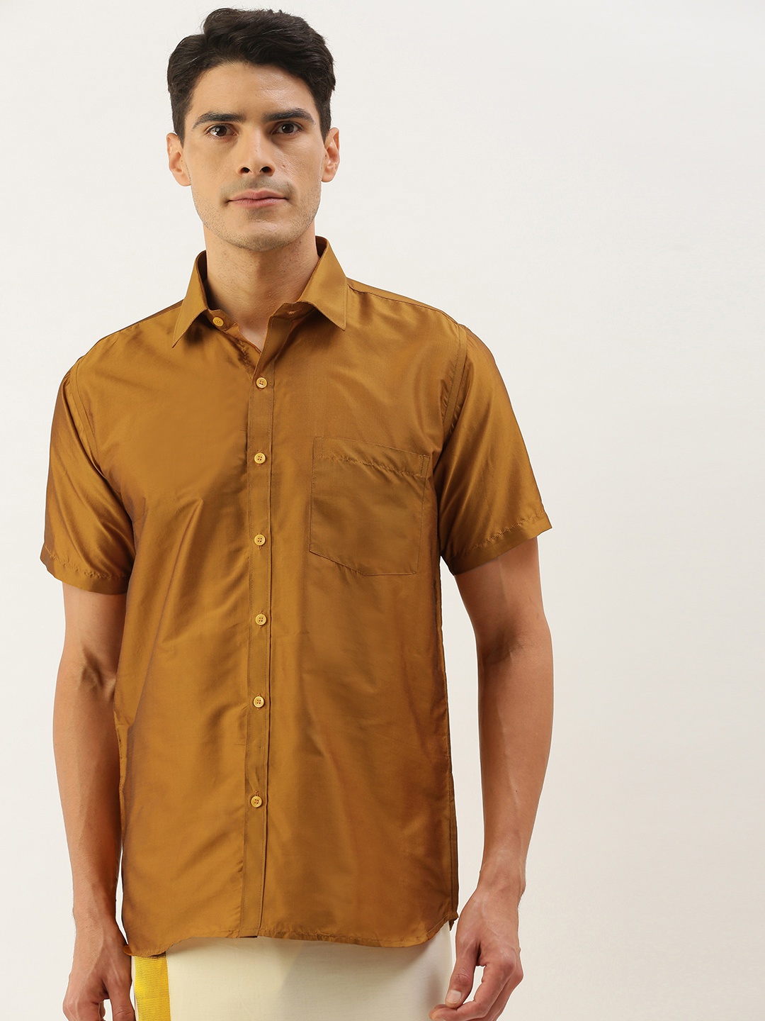 

THANGAMAGAN Men Mustard Yellow Solid Casual Shirt