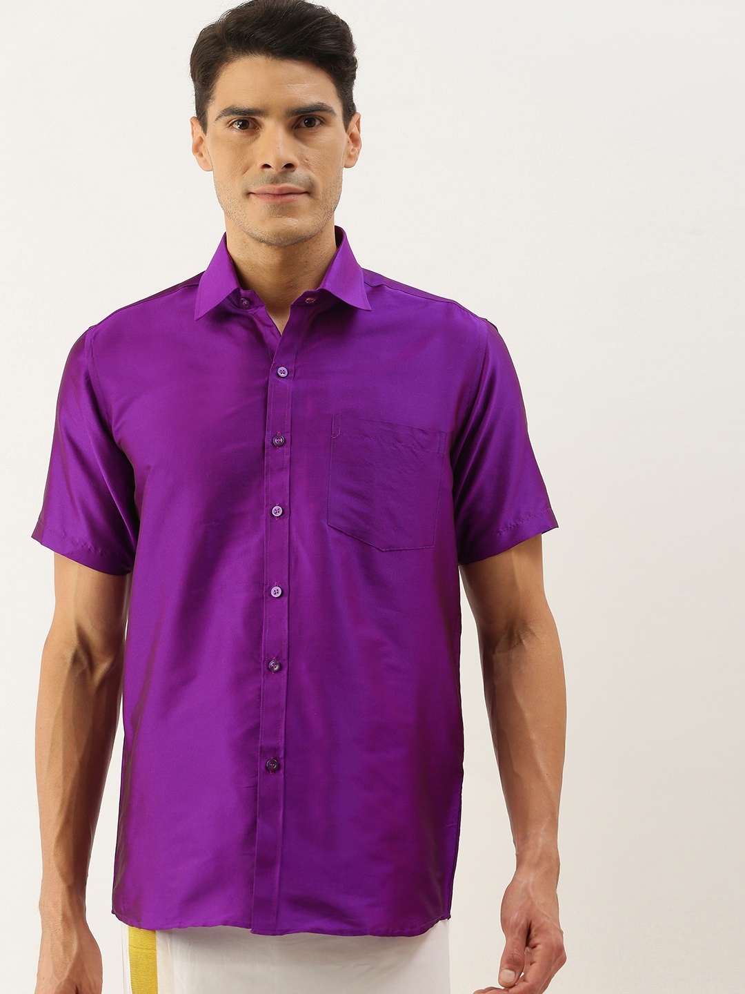 

THANGAMAGAN Men Magenta Solid Casual Shirt