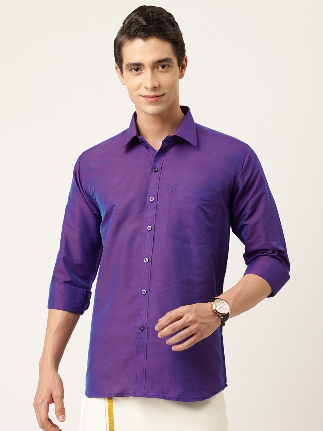 

THANGAMAGAN Men Violet Regular Fit Solid Casual Shirt