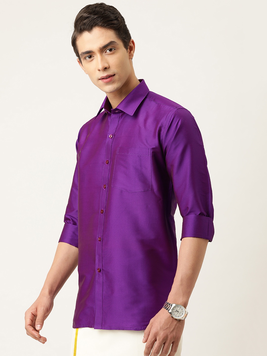 

THANGAMAGAN Men Purple Regular Fit Solid Casual Shirt