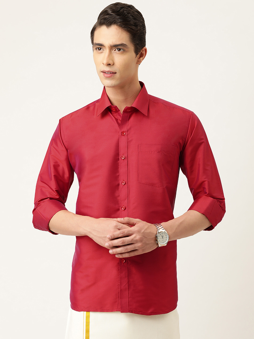 

THANGAMAGAN Men Red Regular Fit Solid Casual Shirt