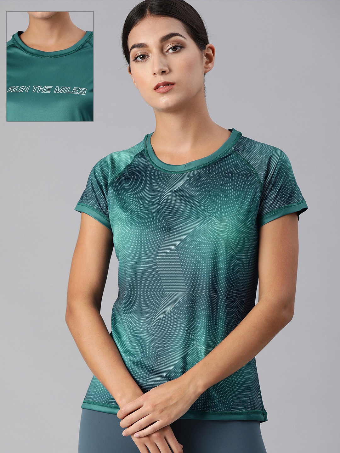 

HRX by Hrithik Roshan Women Teal Printed Reversible T-shirt