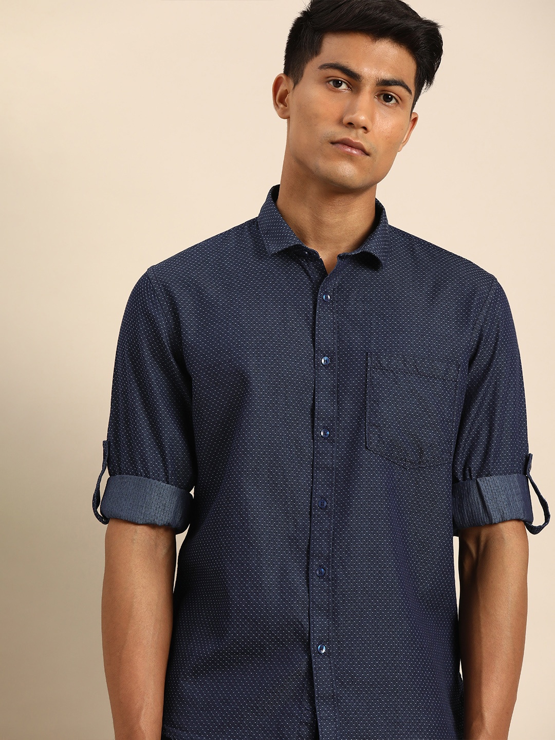 

ether Men Navy Blue & White Regular Fit Printed Casual Shirt