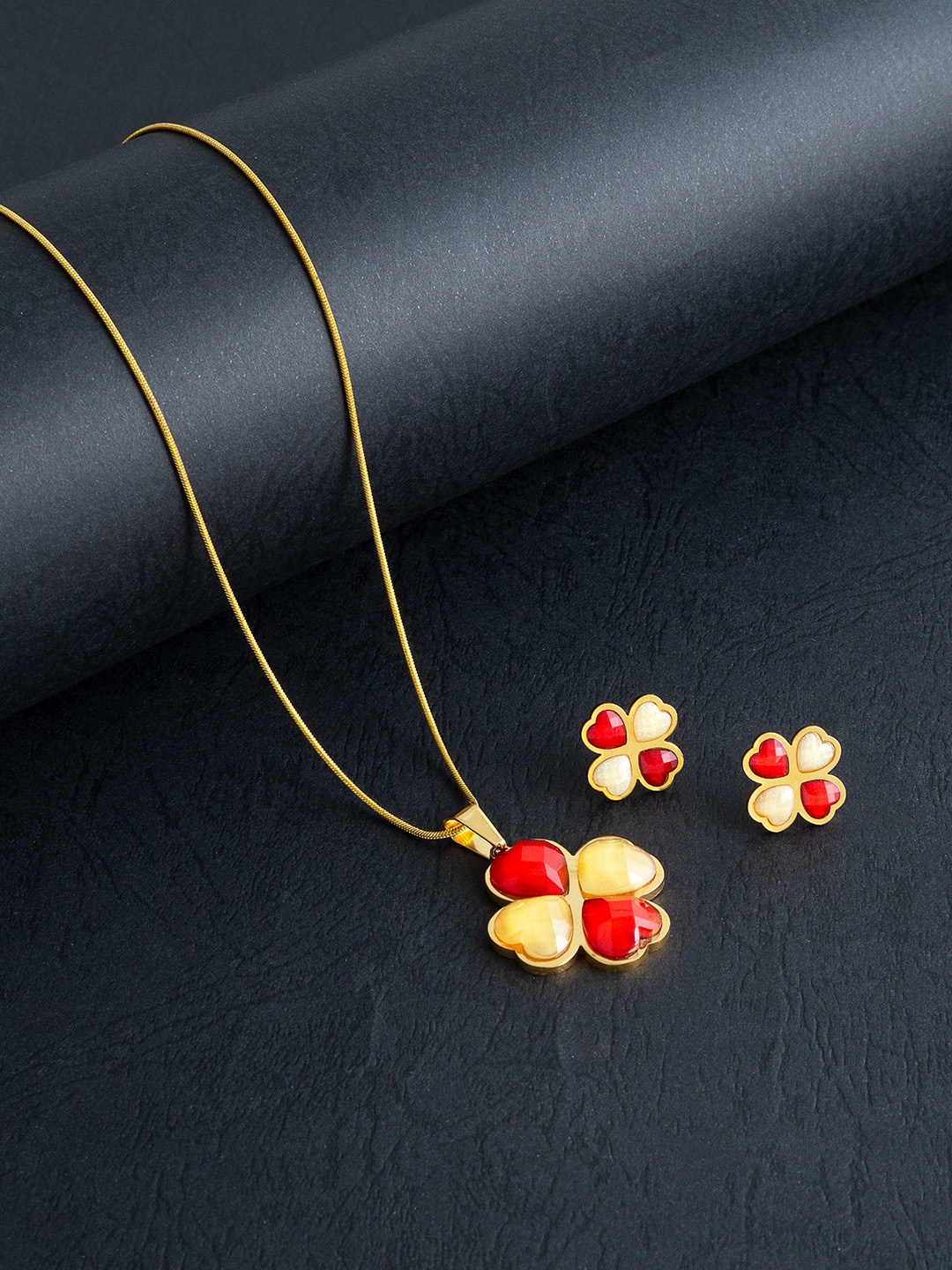 

Golden Peacock Gold-Toned & Red Floral Stone-Studded Jewellery Set