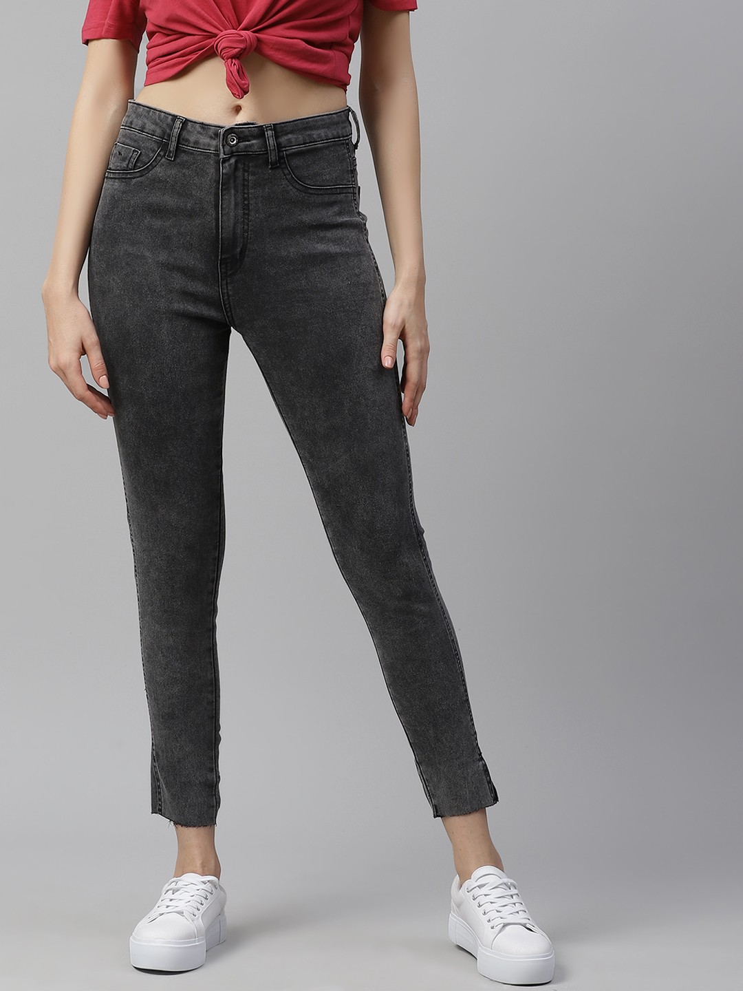 

The Roadster Lifestyle Co Women Charcoal Grey Mid Rise Super Skinny Fit Stretchable Jeans