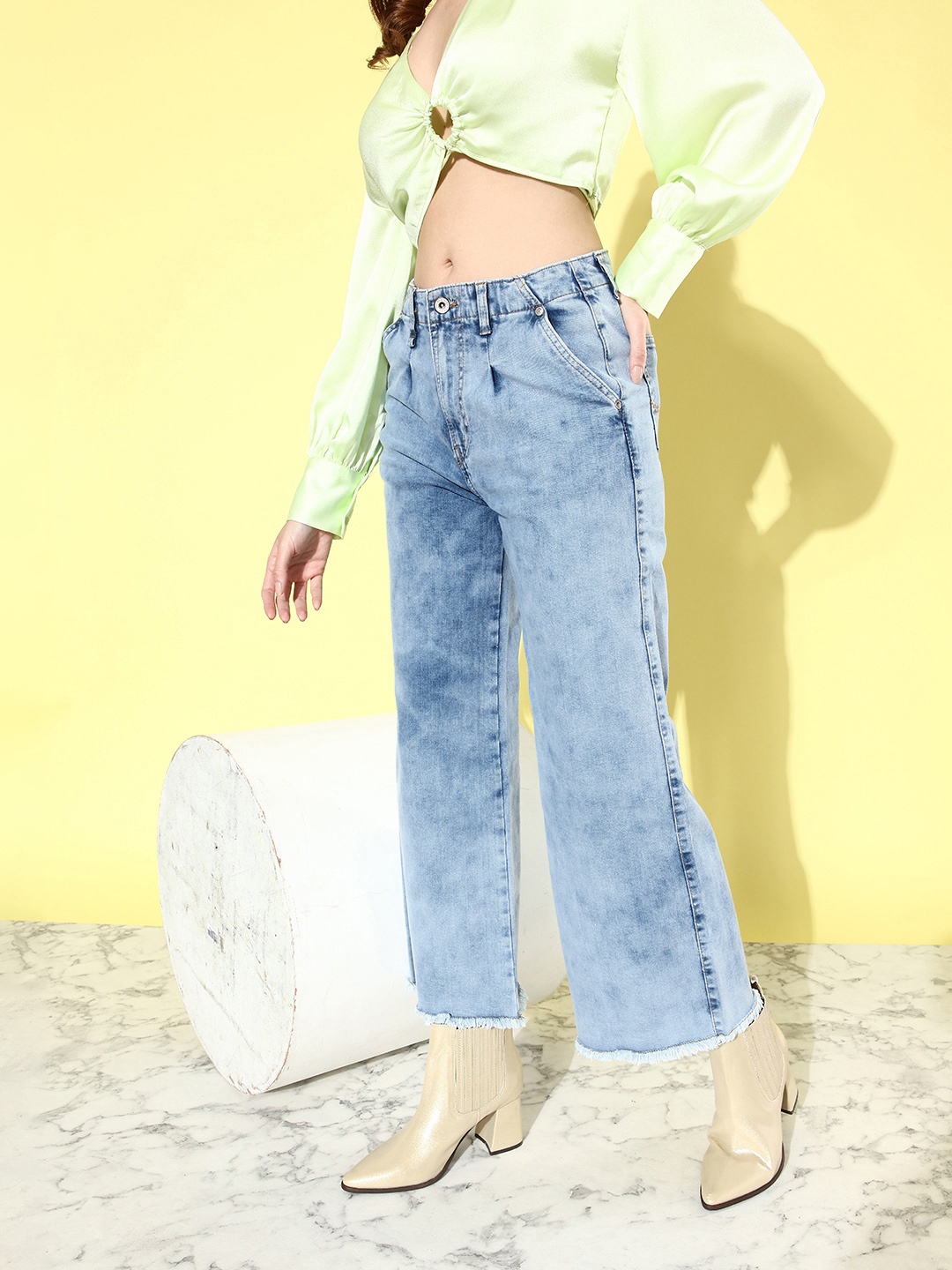 

The Roadster Life Co. Women Blue Wide Leg High-Rise Heavy Fade Bleached Stretchable Jeans