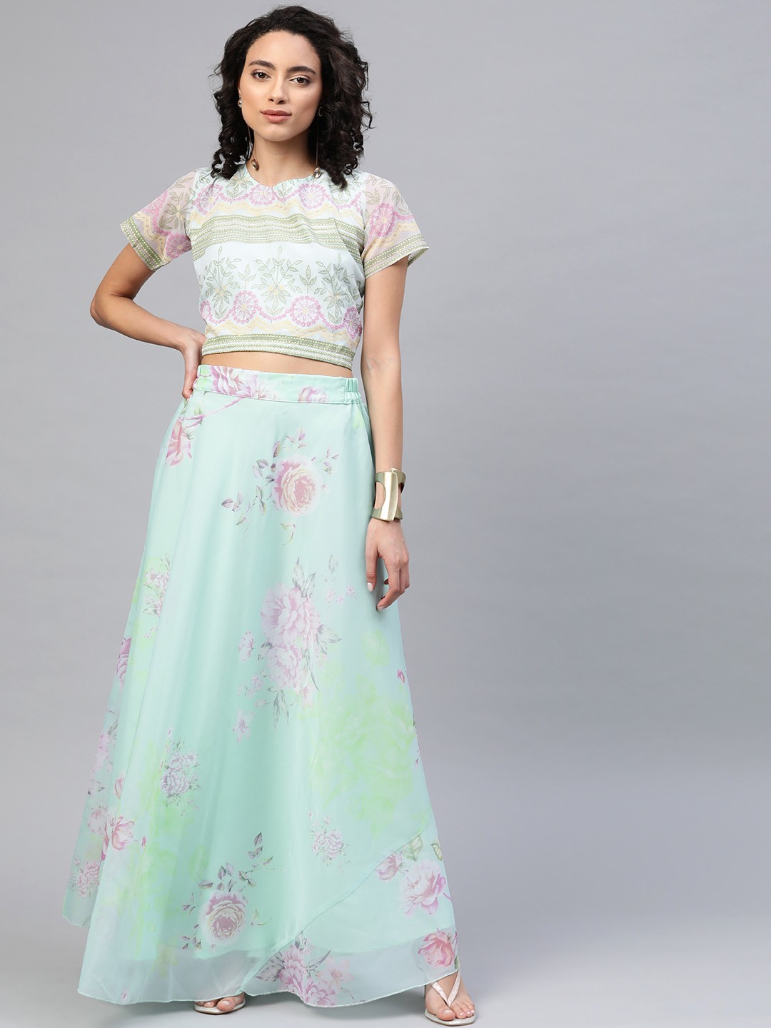 

Ahalyaa Women Blue & Pink Printed Crop Top with Skirt