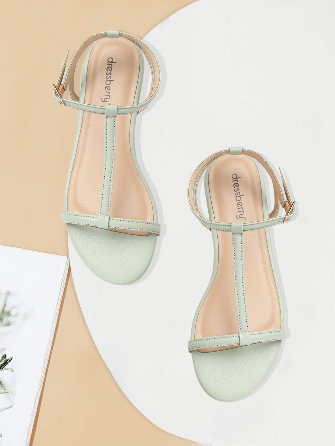 

DressBerry Women Green Solid T-Strap Flats
