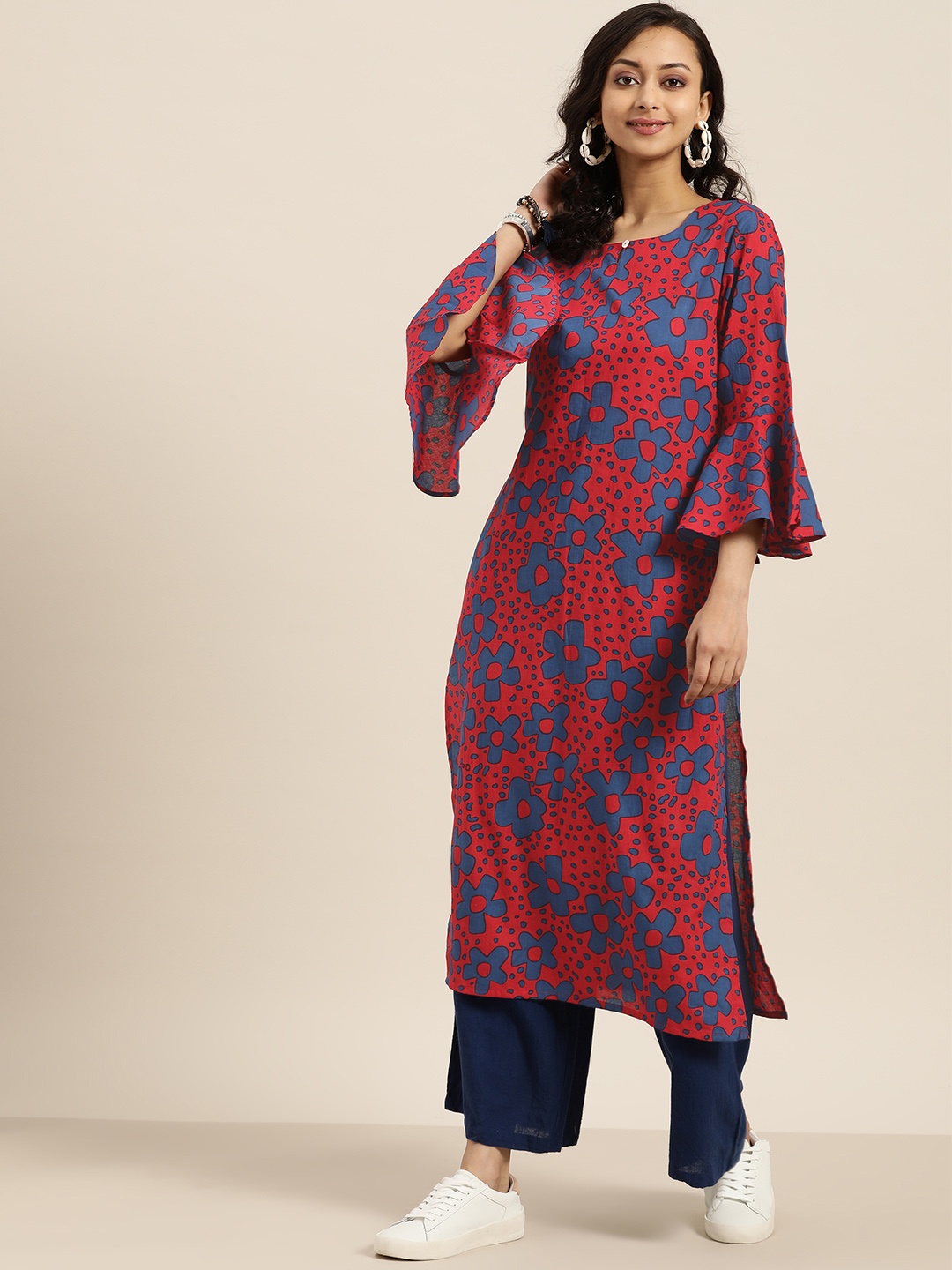 

Sangria Women Red & Blue Pure Cotton Floral Print Bell Sleeves Kurta