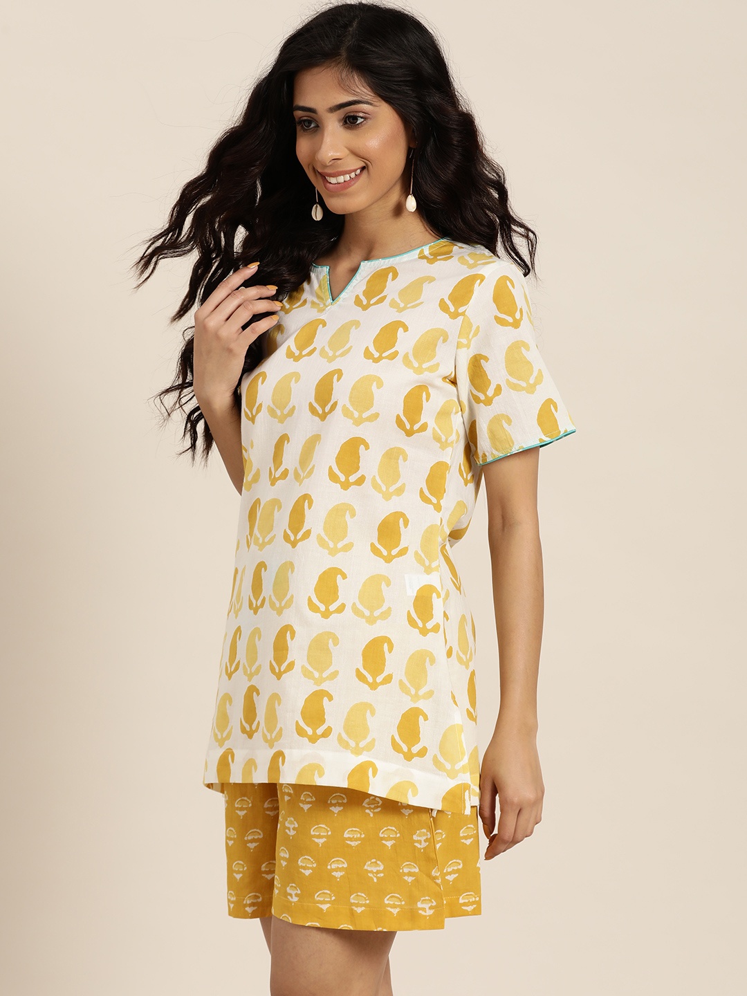 

Sangria Women White & Mustard Yellow Printed Top with Shorts