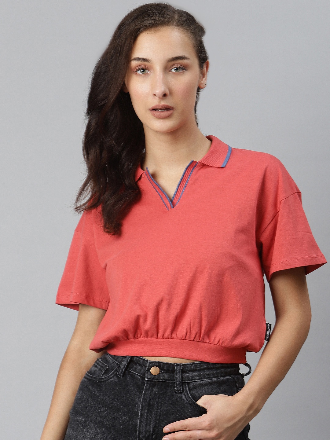 

The Roadster Lifestyle Co Coral Pink Solid Cropped Blouson Top