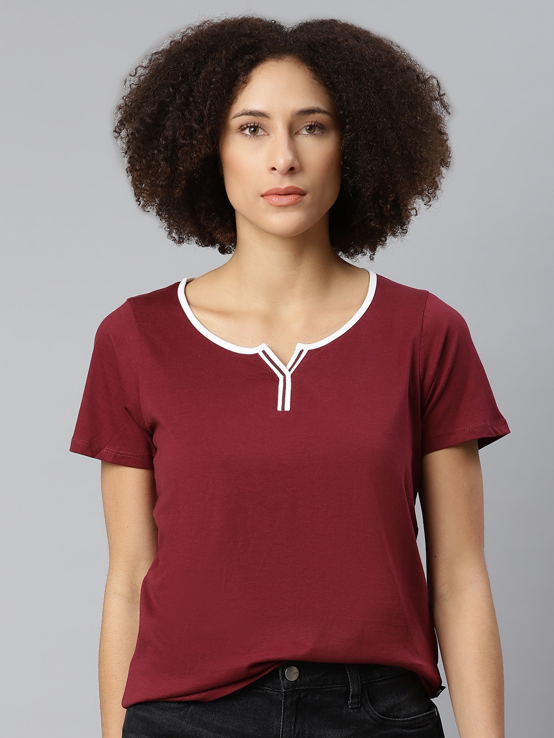 

The Roadster Lifestyle Co Women Maroon Pure Cotton T-shirt
