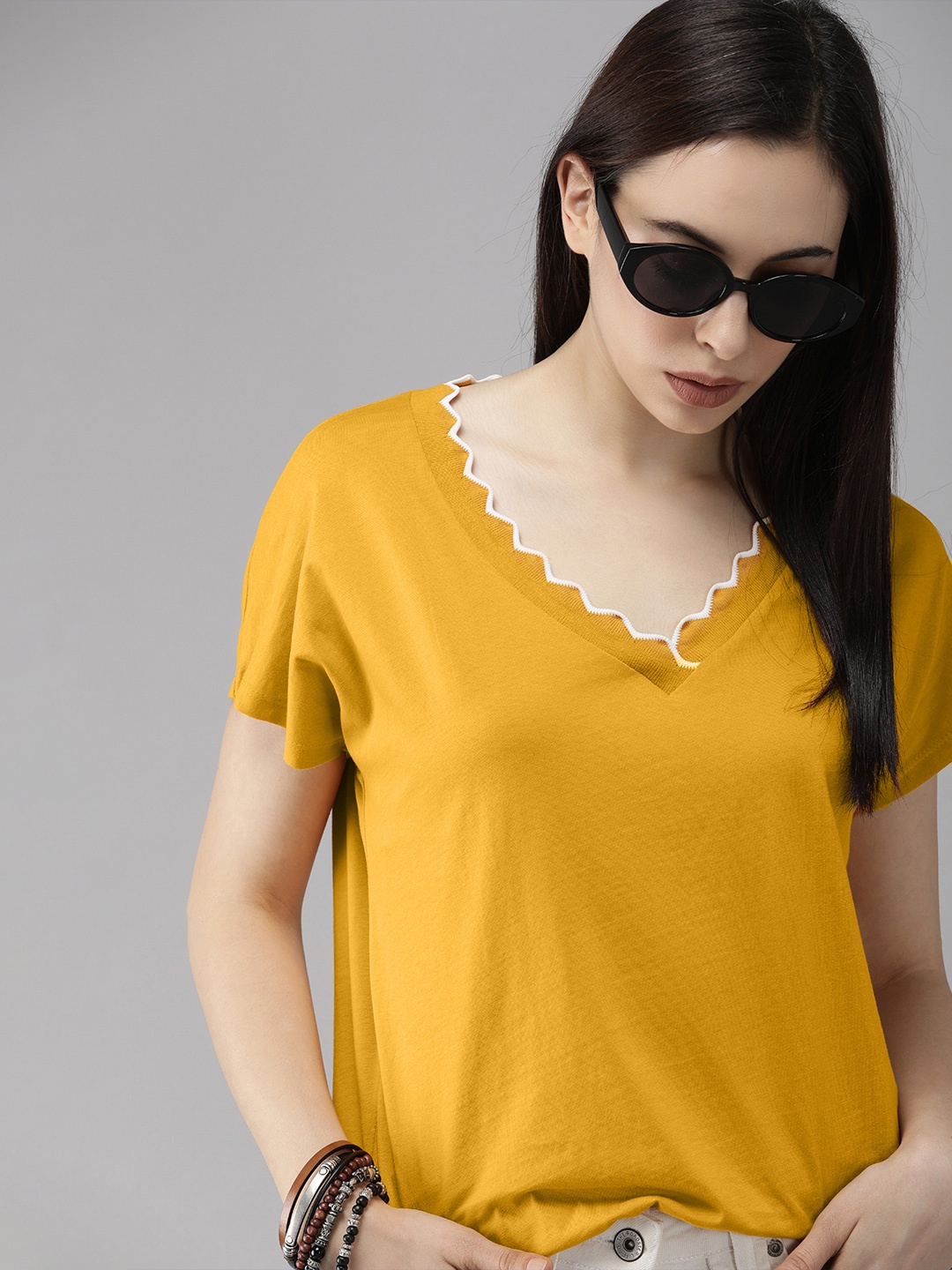 

The Roadster Lifestyle Co Women Mustard Yellow V-Neck Extended Sleeves Scalloped Tipping Pure Cotton T-shirt