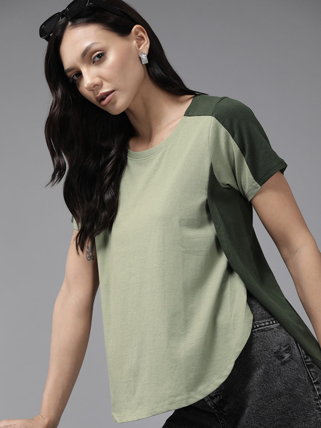 

The Roadster Lifestyle Co. Colourblocked Pure Cotton T-shirt, Olive