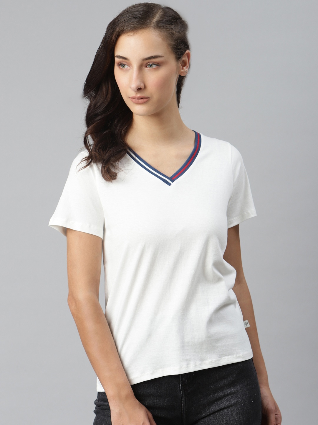 

The Roadster Lifestyle Co Women White Solid V-Neck Pure Cotton T-shirt