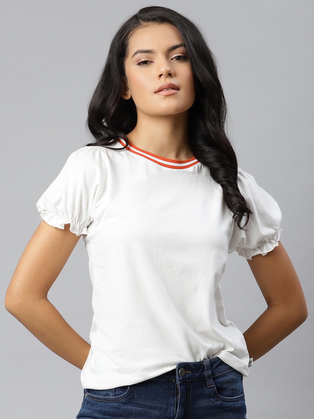 

The Roadster Lifestyle Co Off White Puff Sleeve Solid Pure Cotton Regular Top