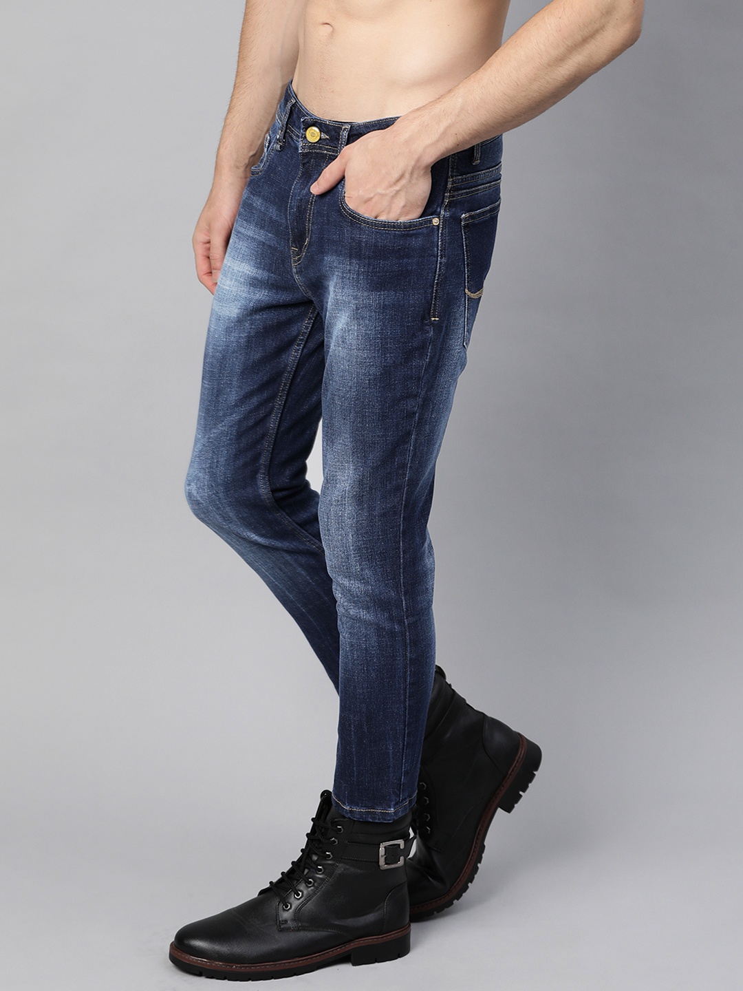 

The Roadster Lifestyle Co Men Navy Blue Skinny Fit Light Fade Stretchable Cropped Jeans