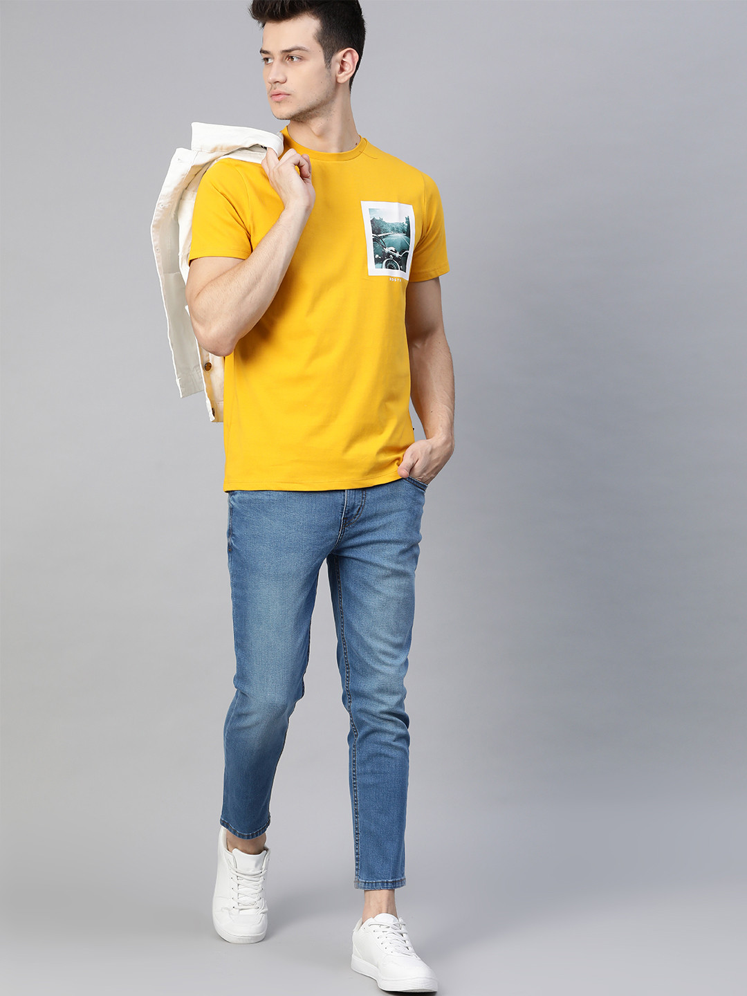 

The Roadster Lifestyle Co Men Blue Skinny Fit Light Fade Stretchable Cropped Jeans