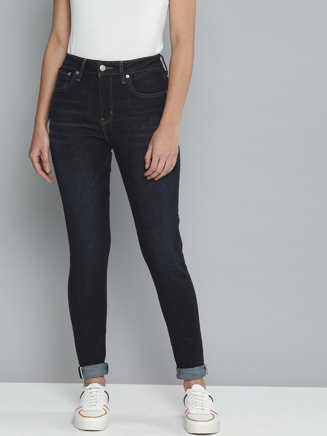 

Levis Women Blue 721 Skinny Fit High-Rise Light Fade Stretchable Jeans