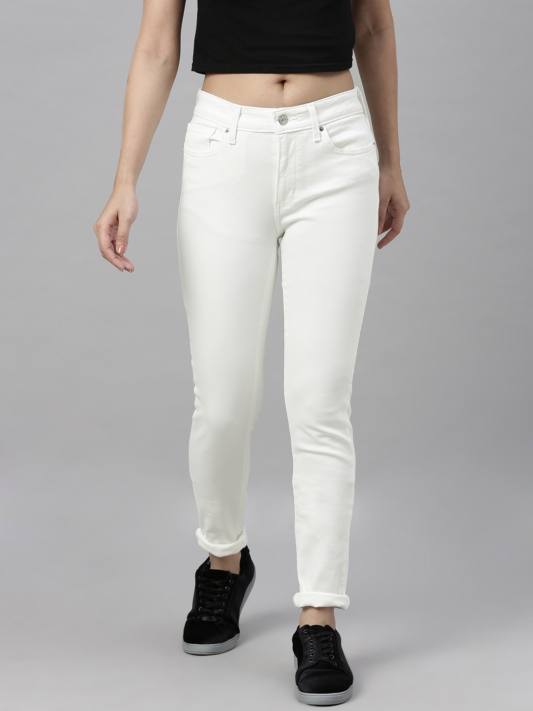 

Levis Women White 711 Skinny Fit Mid-Rise Clean Look Stretchable Sustainable Jeans