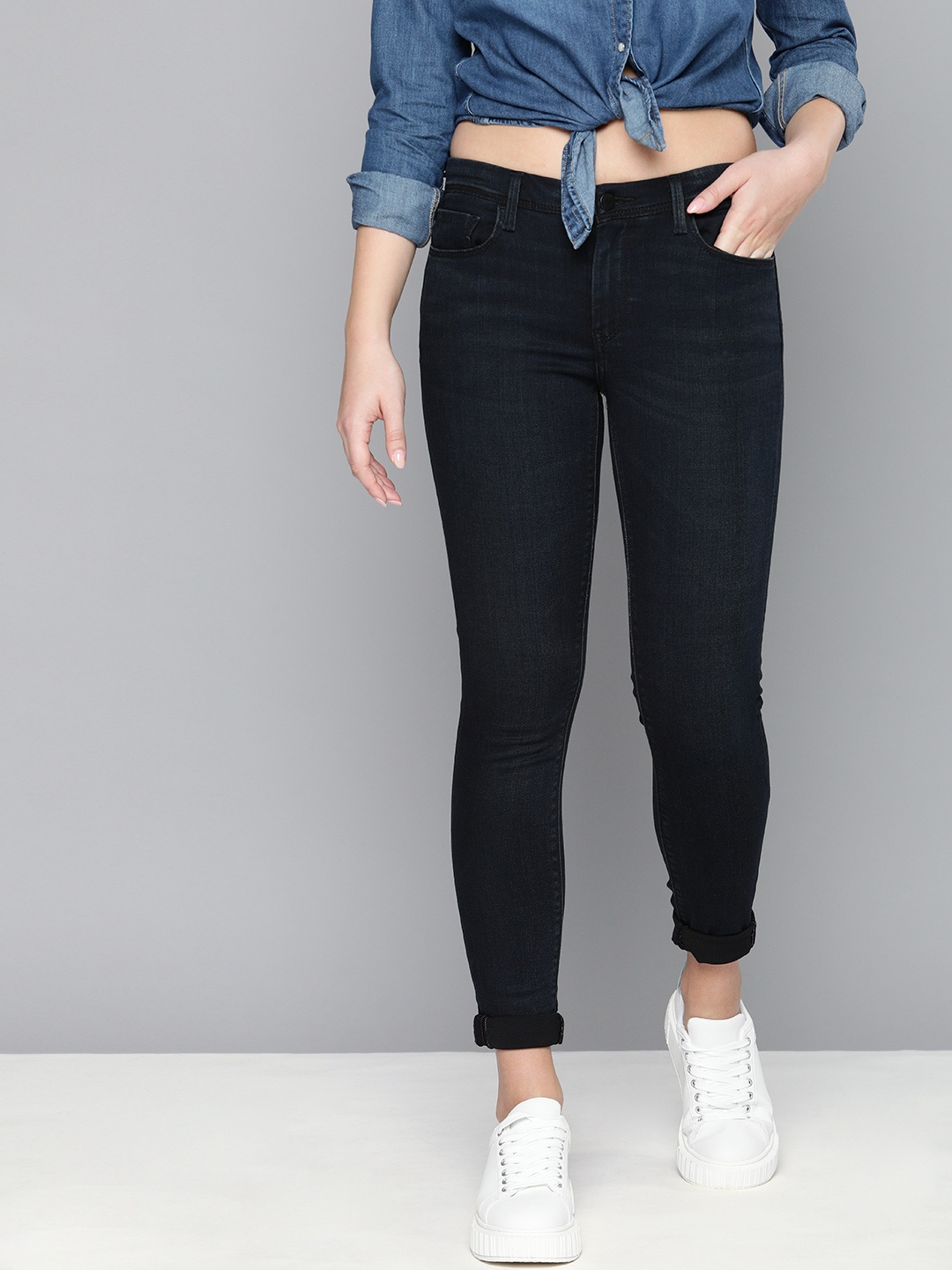 

Levis Women Black Super Skinny Fit Mid-Rise Clean Look Sustainable Jeans 710