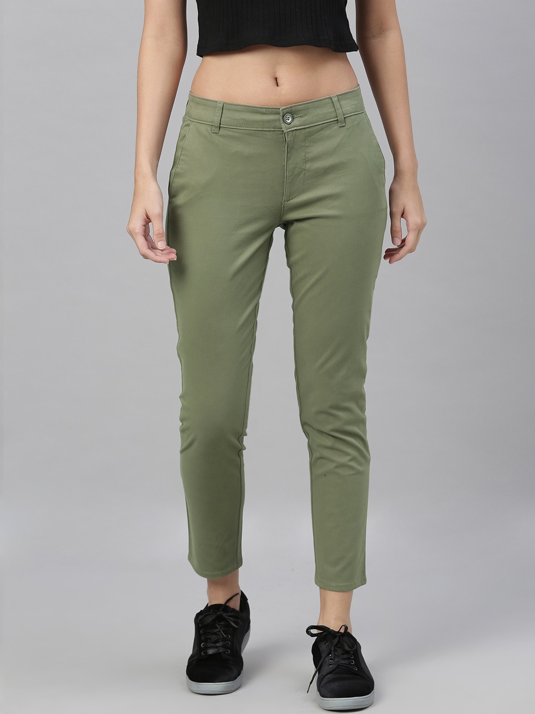 

Levis Women Olive Green Skinny Fit Solid Waterless Chinos