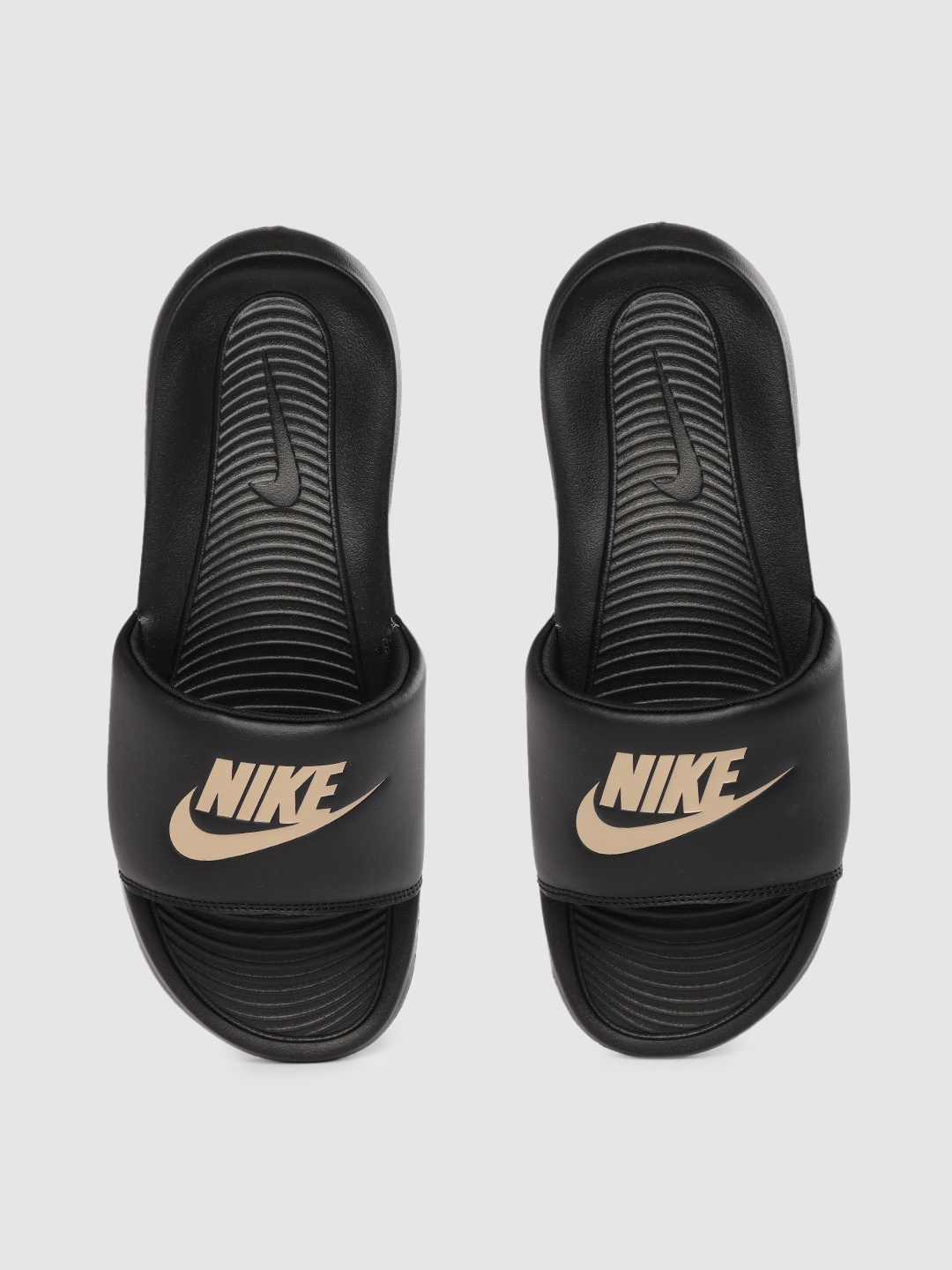 

Nike Men Black VICTORI ONE Printed Sliders