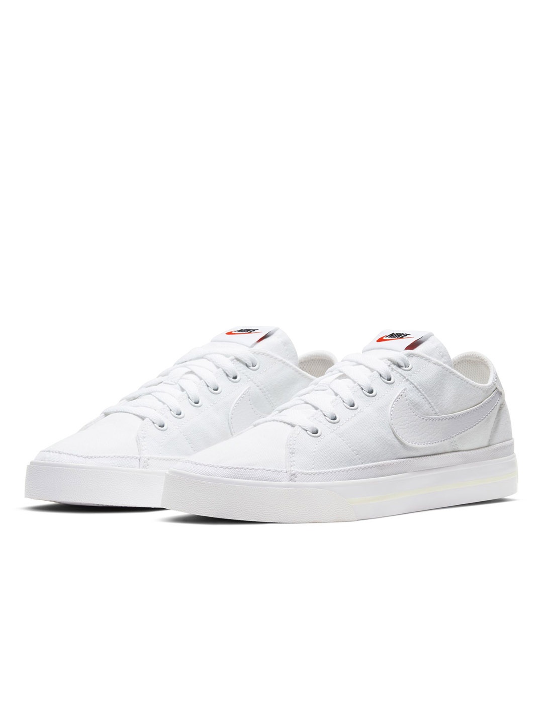 

Nike Women White COURT LEGACY Sneakers