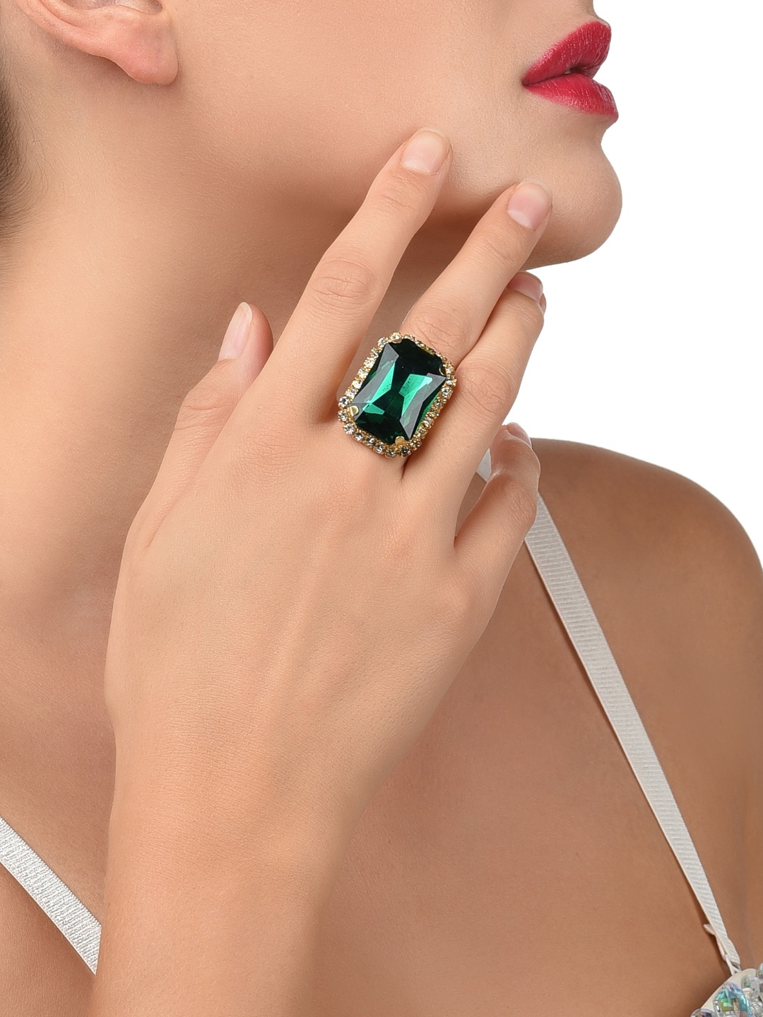 

Zaveri Pearls Green Gold-Plated Contemporary Adjustable Finger Ring
