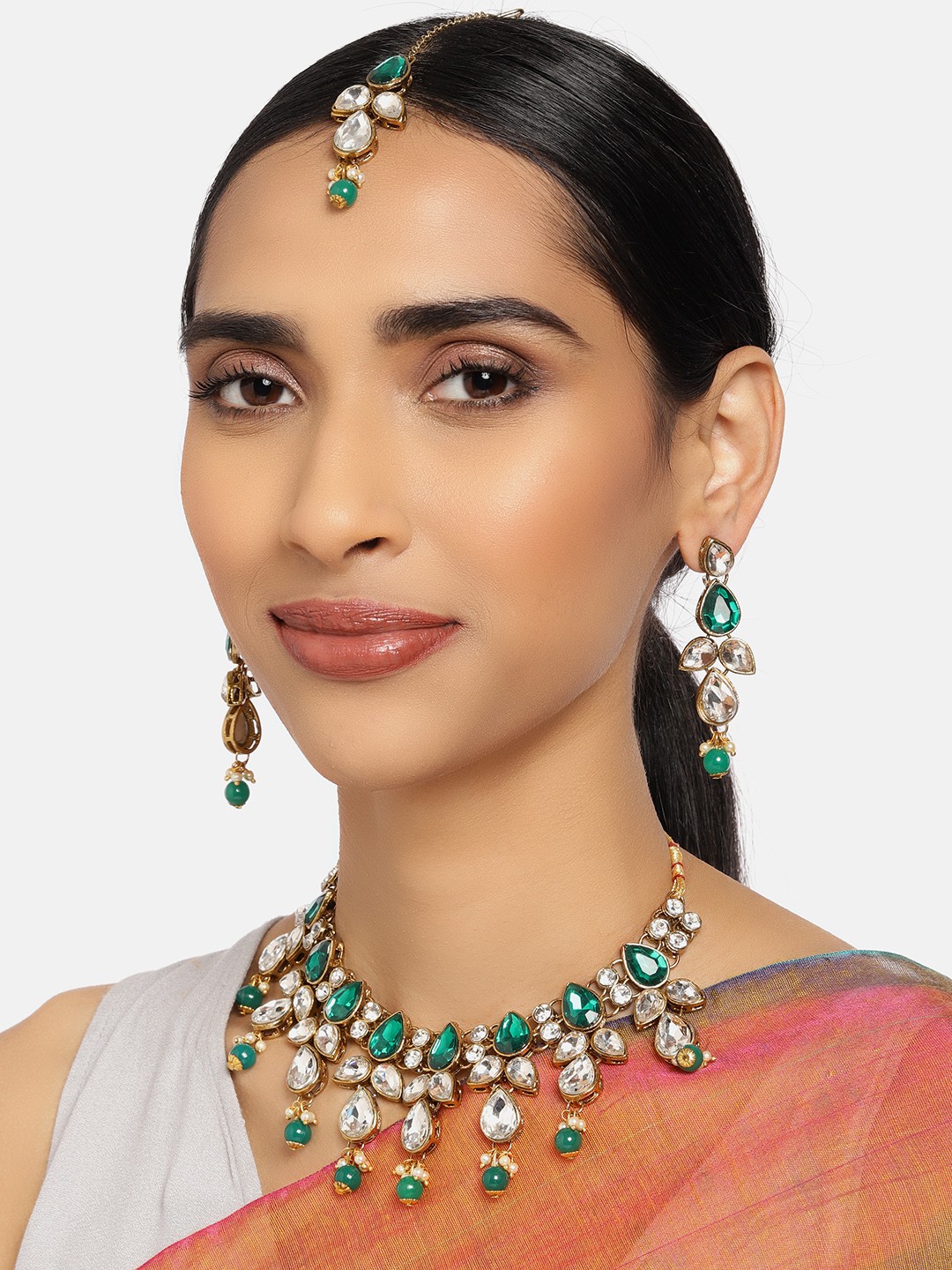 

Zaveri Pearls White & Green Gold-Plated Stone Studded Jewellery Set